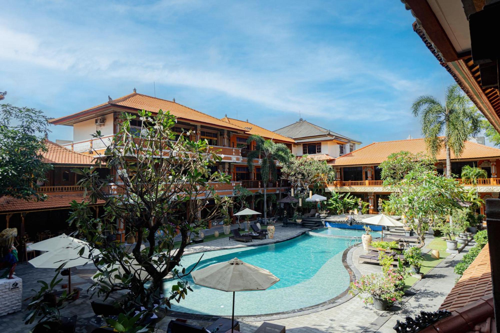 Wina Holiday Villa Kuta Lombok Esterno foto
