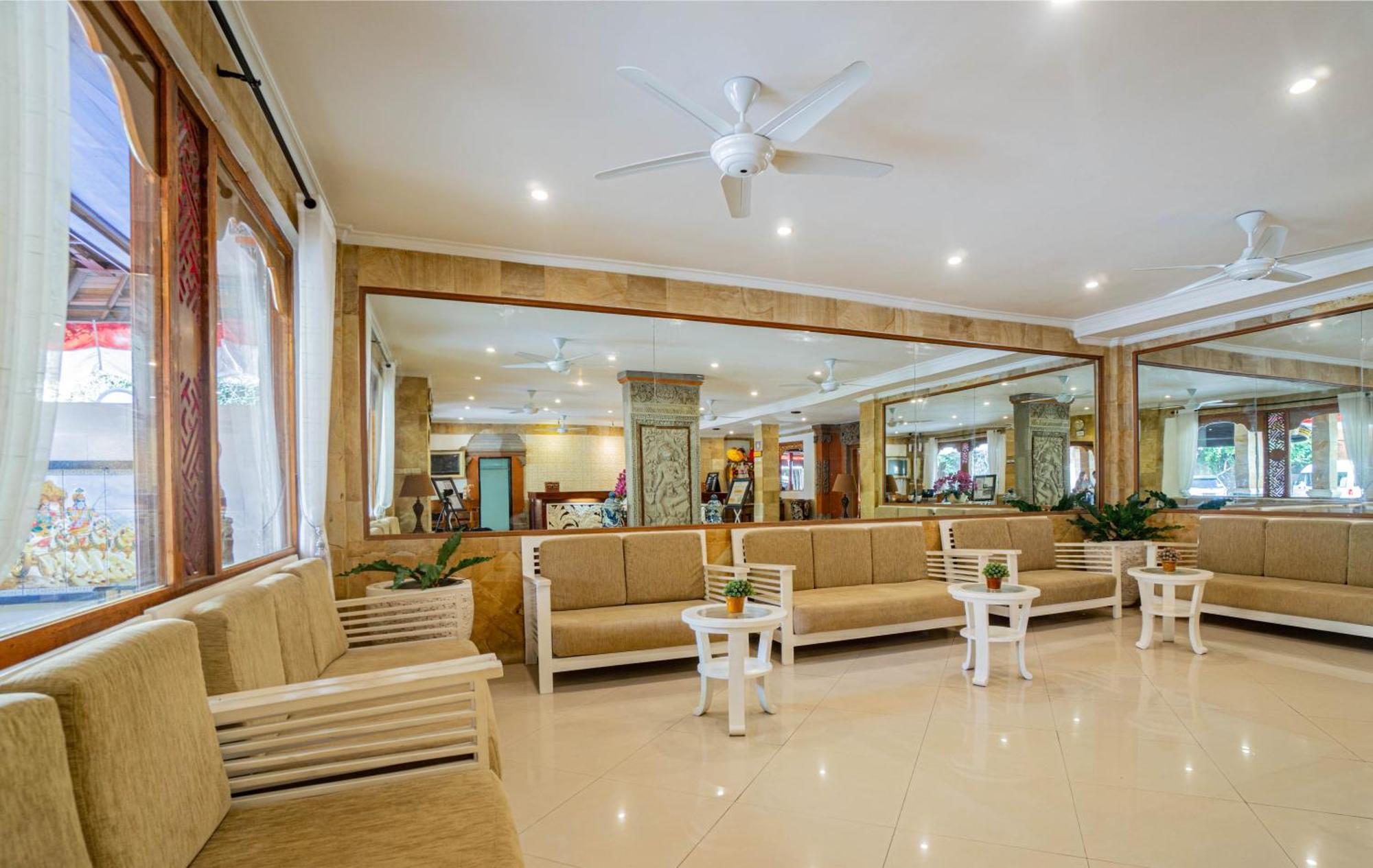 Wina Holiday Villa Kuta Lombok Esterno foto