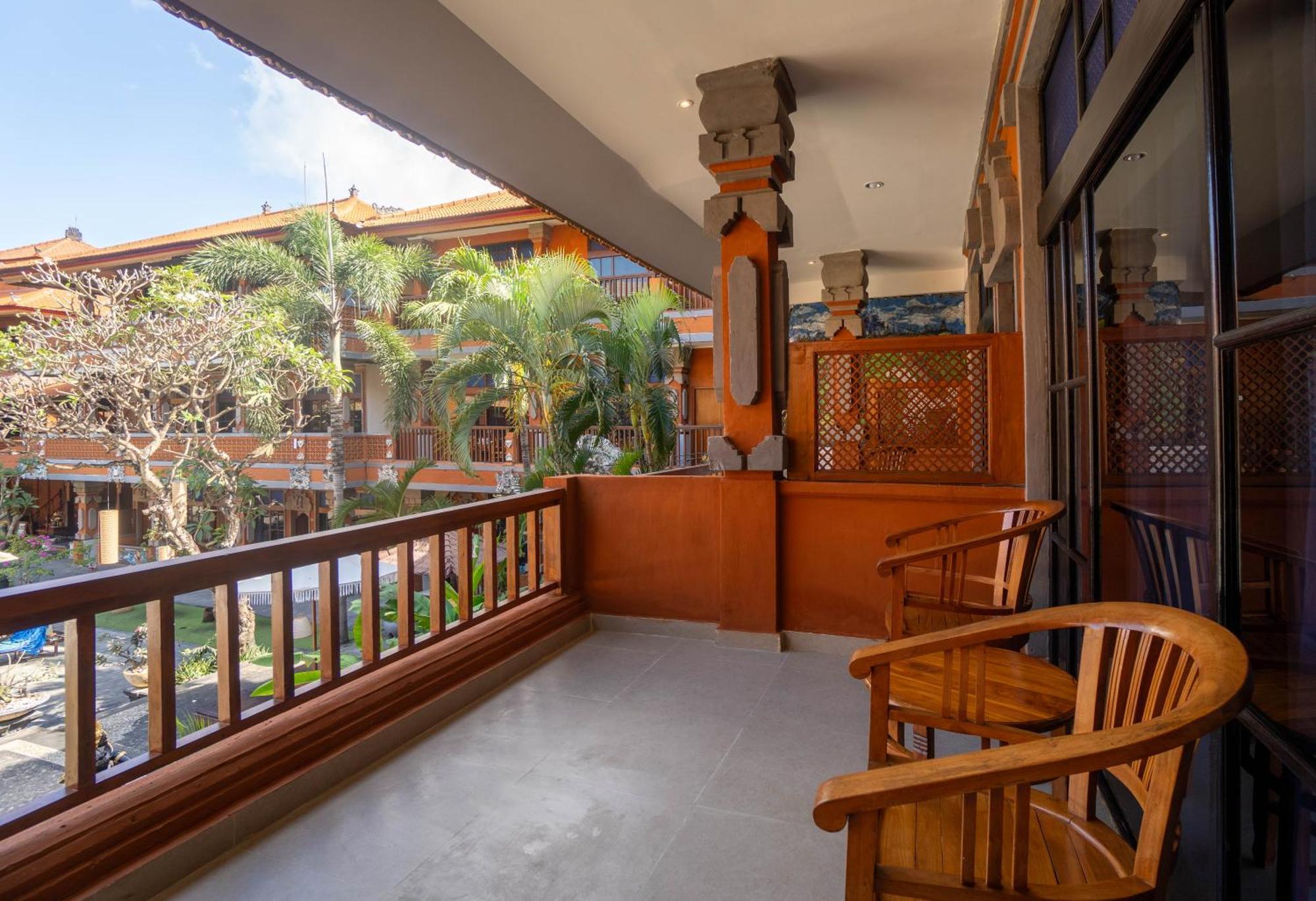 Wina Holiday Villa Kuta Lombok Esterno foto